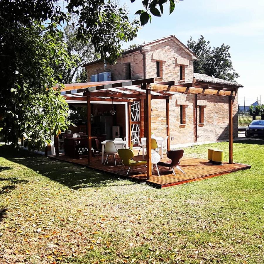 B&B Il Fienile Del Borgo Iesi Exterior foto